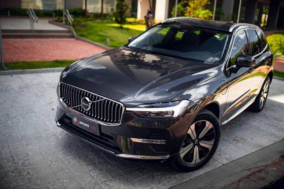 VOLVO XC60 2.0 T8 RECHARGE PLUS AWD GEARTRONIC VOLVO XC60 2.0 T8 RECHARGE PLUS AWD GEARTRONIC
